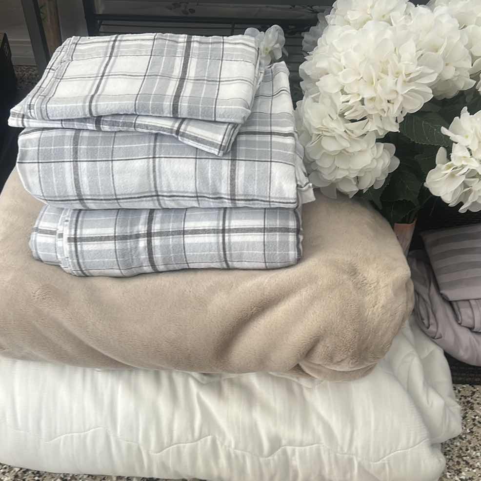 Photo 1 of FRESHLY LAUNDERED QUEEN COMFORTER, PILLOW CASES, SHEETS, BLANKET, MATTRESS COVER AND FLOWERS