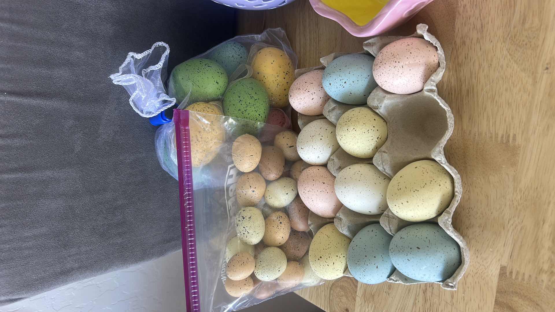 Photo 1 of EASTER DECOR