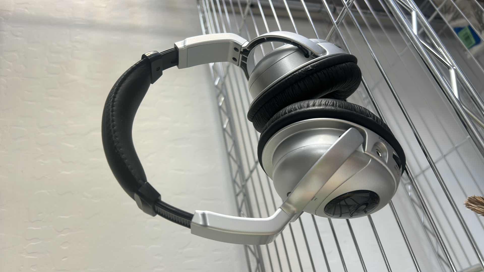 Photo 1 of RADIO SHACK EARPHONES