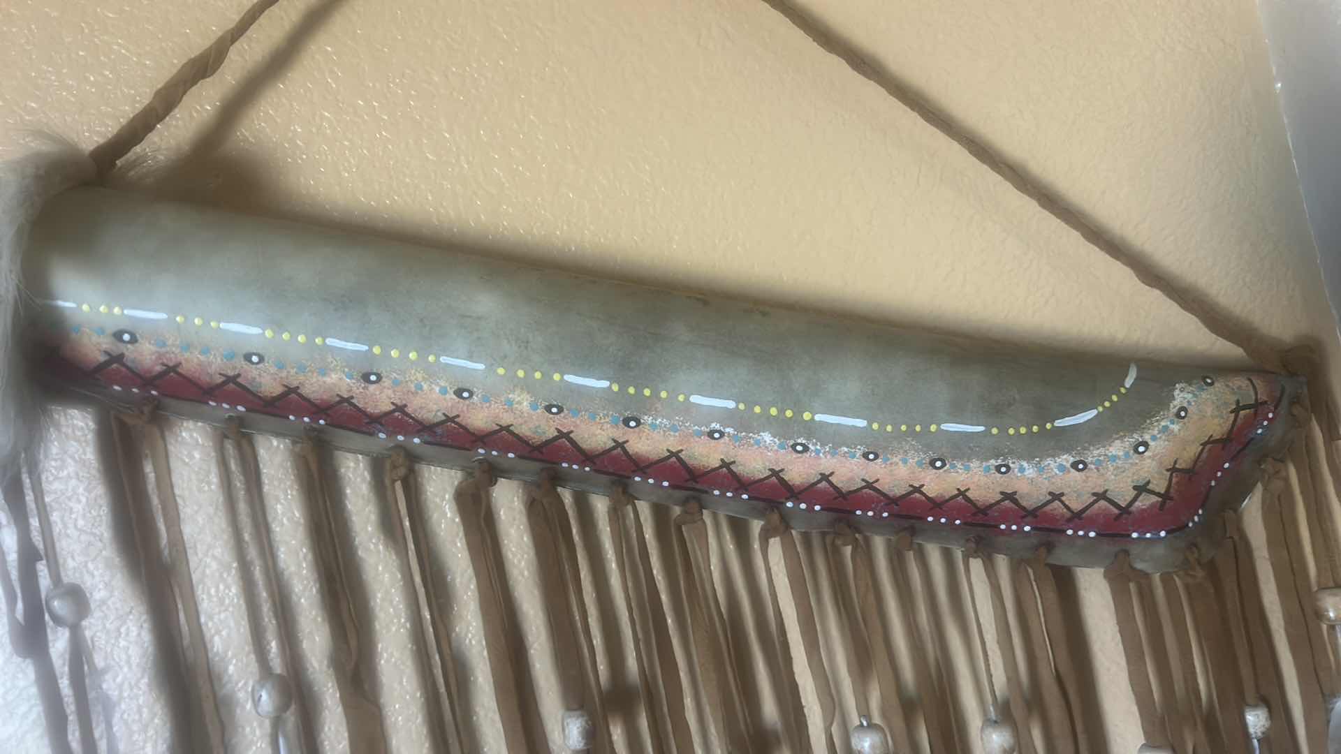 Photo 1 of 41” HAND PAINTED QUIVER AND TWO ARROWS