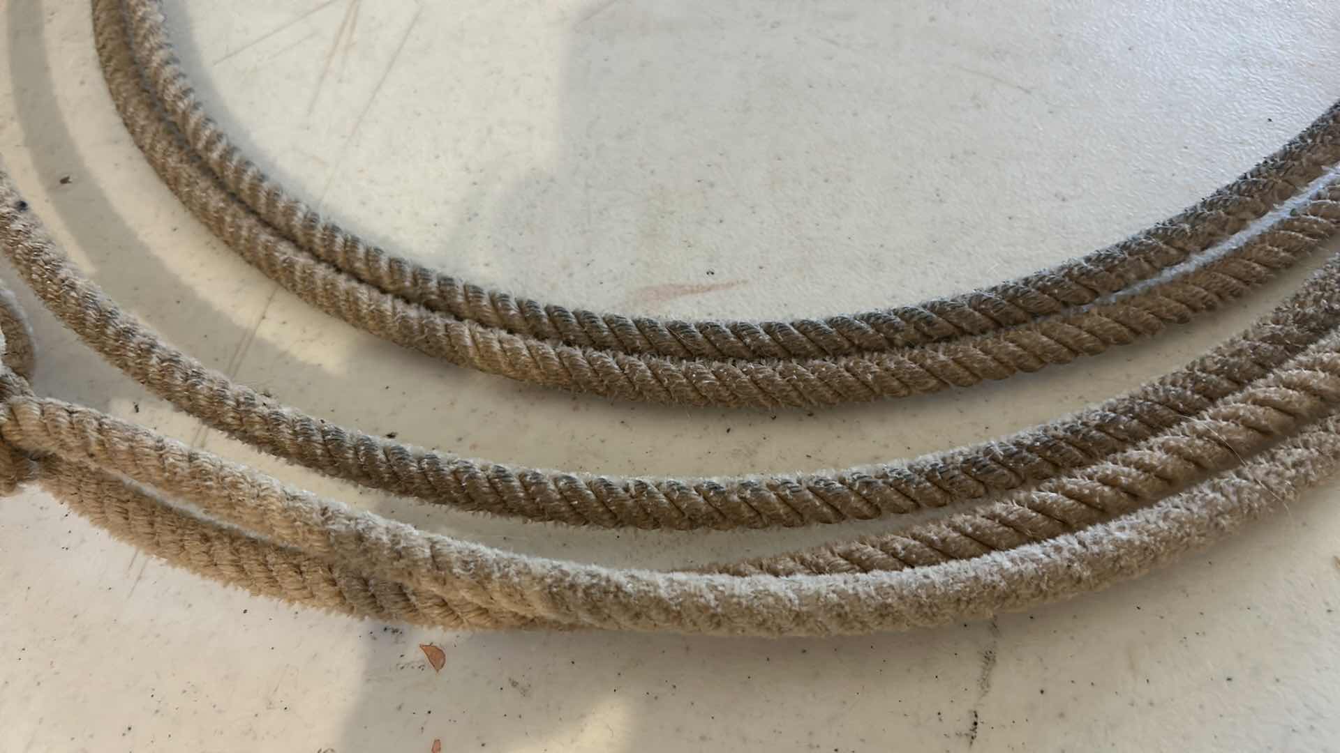 Photo 1 of LASSO WESTERN ROPE