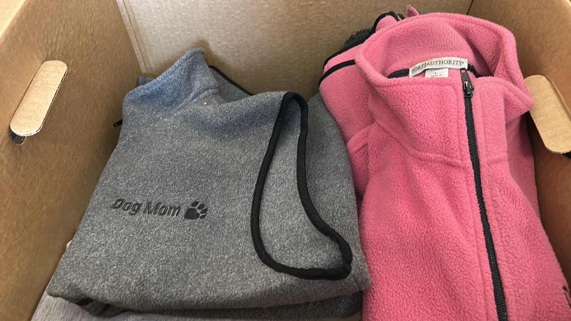 Photo 1 of BOX OF WOMENS JACKETS, SWEATSHIRTS AND VESTS SOME NEW WITH TAGS (ASSORTED SIZES)