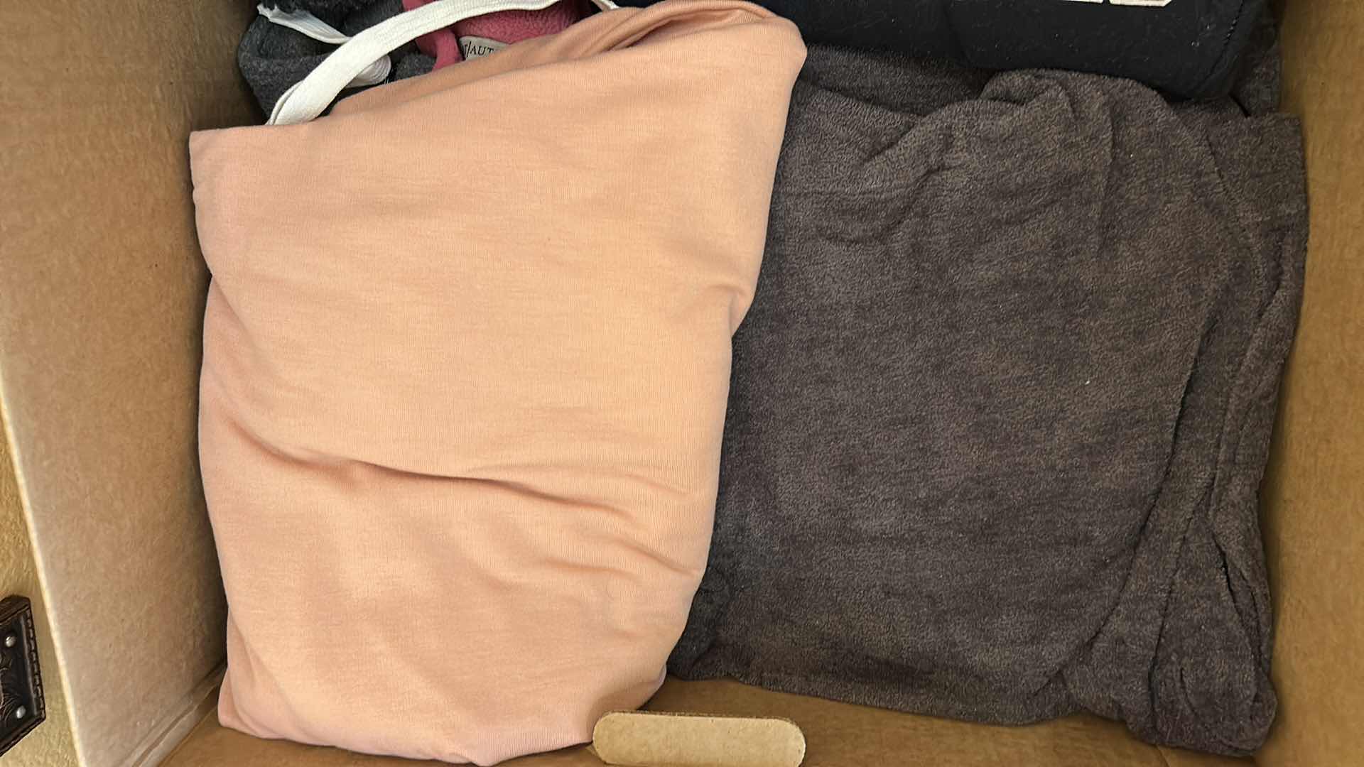 Photo 1 of BOX OF WOMENS JACKETS, SWEATSHIRTS AND VESTS SOME NEW WITH TAGS (ASSORTED SIZES)