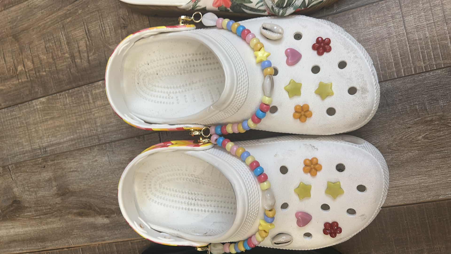 Photo 1 of 5 PAIRS WOMENS SLIP IN SHOES SIZE 8