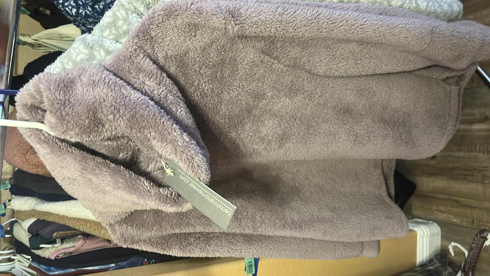 Photo 1 of 2 NEW WOMENS BERKSHIRE HOMEWEAR SIZE XS (LOOK TO FIT UP TO MEDIUM SIZE)