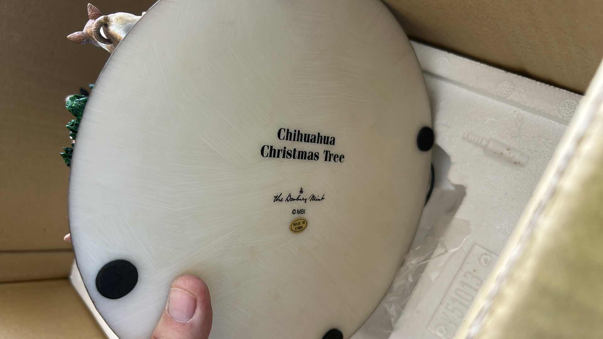 Photo 1 of DANBURY MINT CHIHUAHUA LIGHTED CERAMIC CHRISTMAS TREE