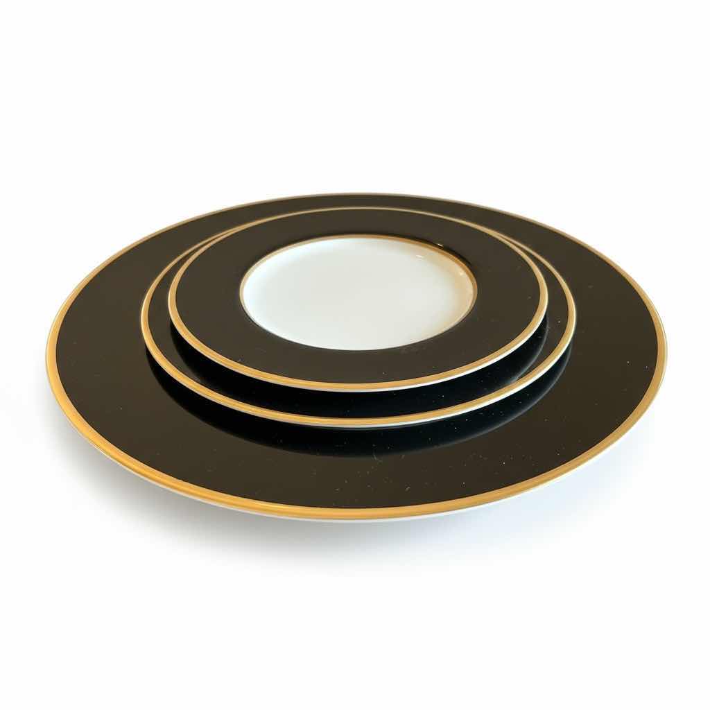 Photo 1 of 3 PC MIKASA BONE CHINA ONYX PLATES 11”, 7.5”, 6.5”