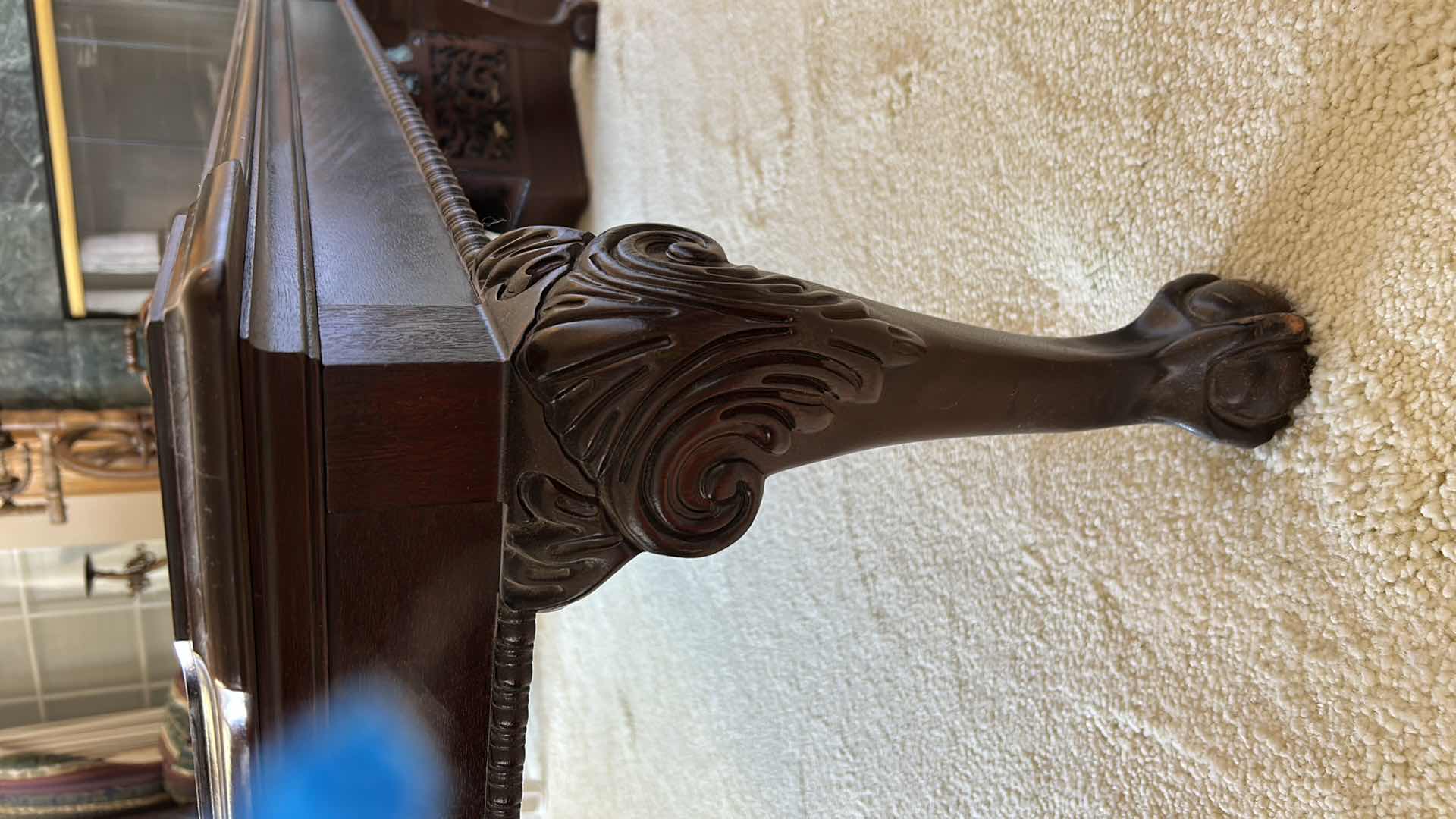 Photo 1 of THOMASVILLE MAHOGANY TRADITIONAL STYLE COFFEE TABLE WITH GLASS TOP 3‘ x 4‘ x H17“