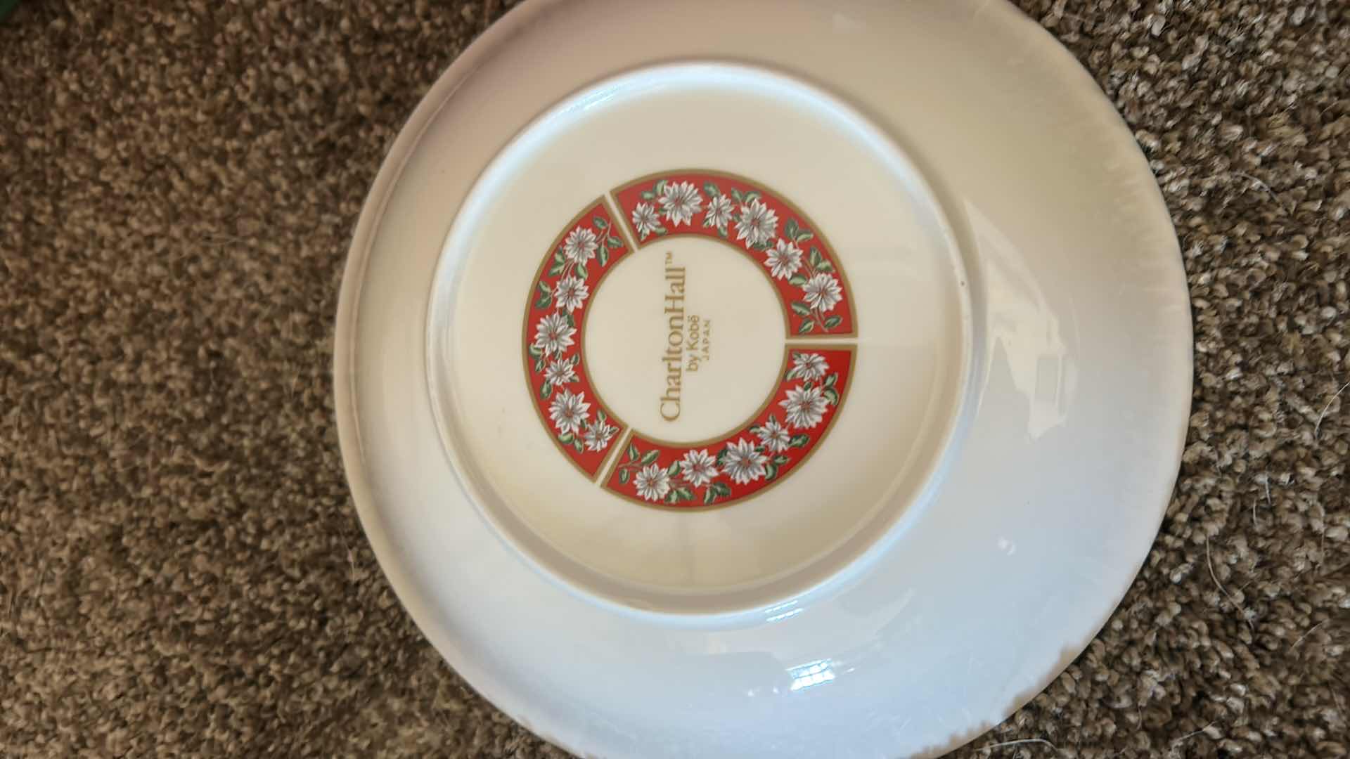 Photo 1 of 37 PC CHARLTON HALL KOBE CHRISTMAS PLATES