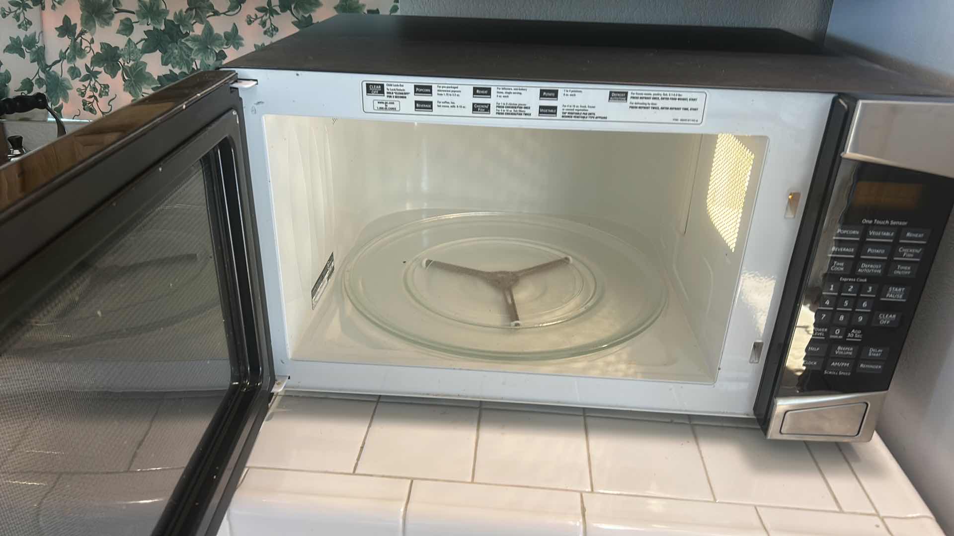Photo 1 of GE PROFILE MICROWAVE