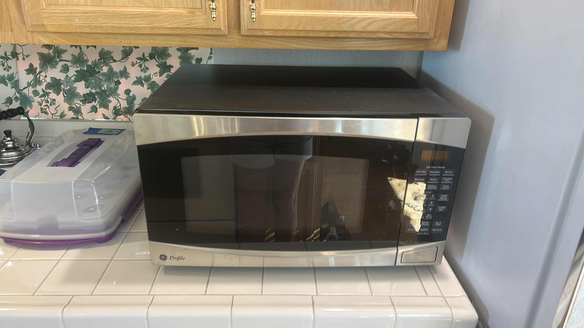Photo 1 of GE PROFILE MICROWAVE