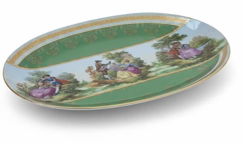 Photo 1 of ANTIQUE DECORATIVE PORCELAIN PLATE FROM BAVARIA “Hutschenreuther” 10” x 15”