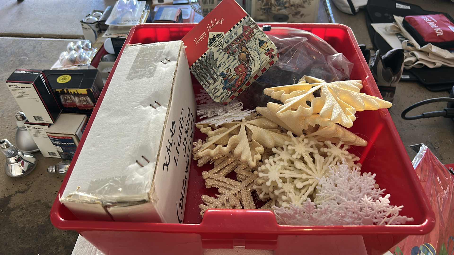 Photo 1 of TOTE WITH CHRISTMAS DECOR