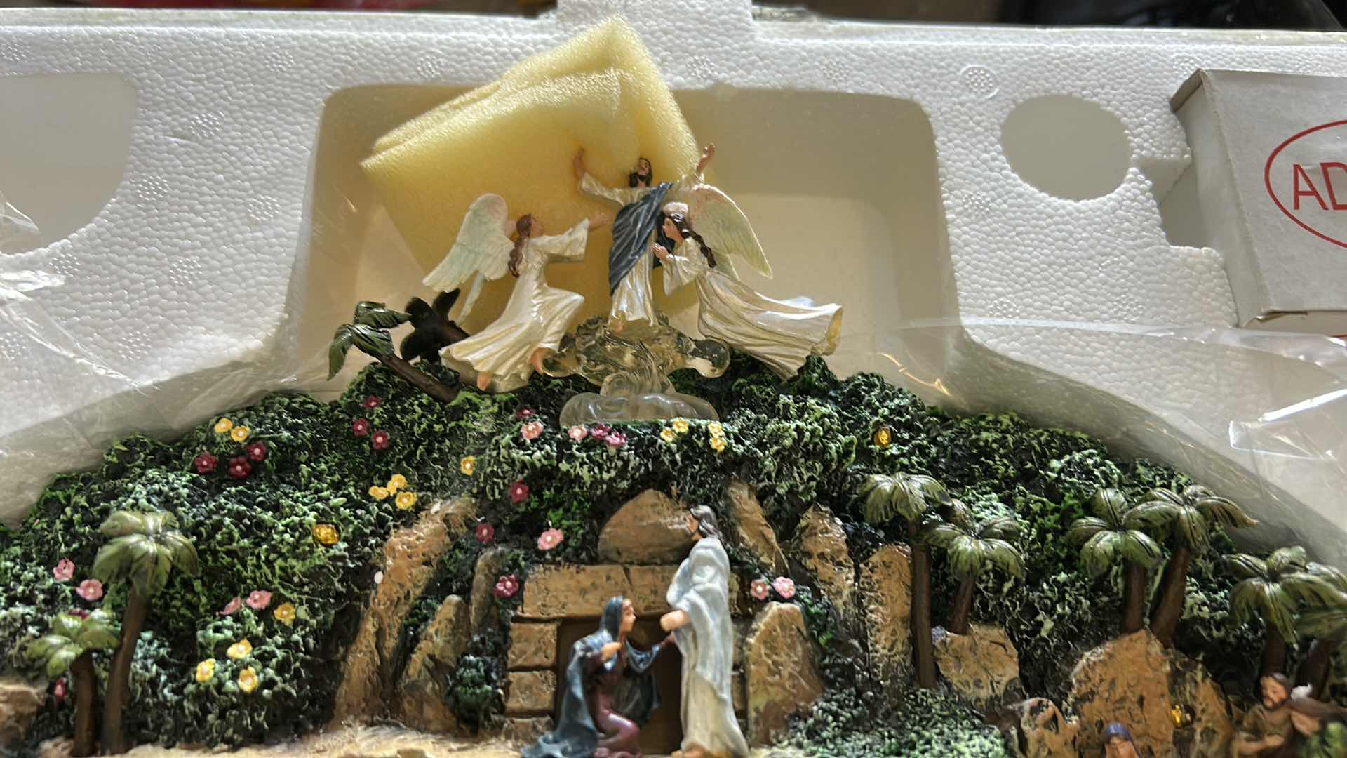 Photo 1 of THOMAS KINKADE FAITH WREATH WITH COA