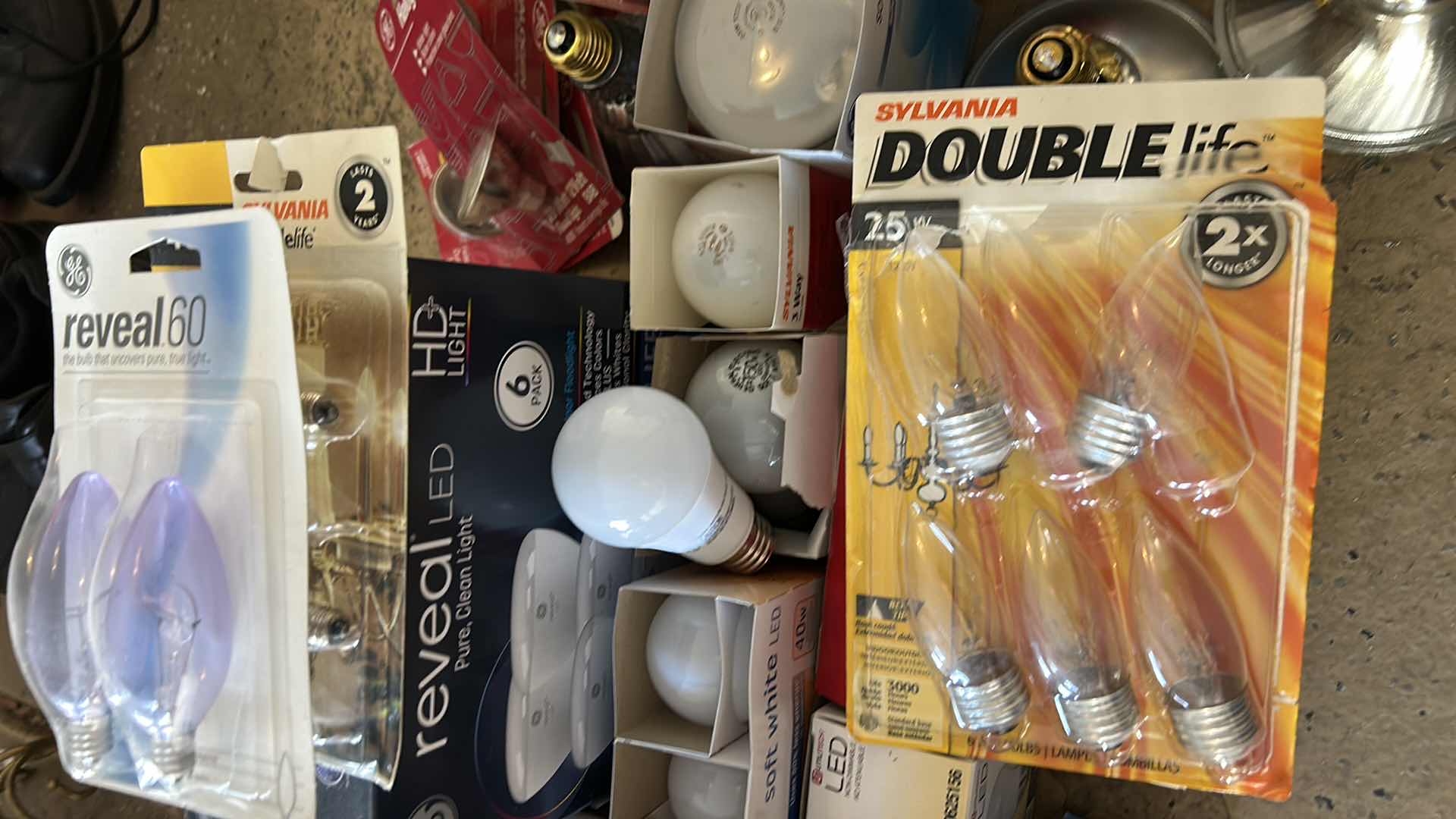 Photo 1 of LIGHTBULBS