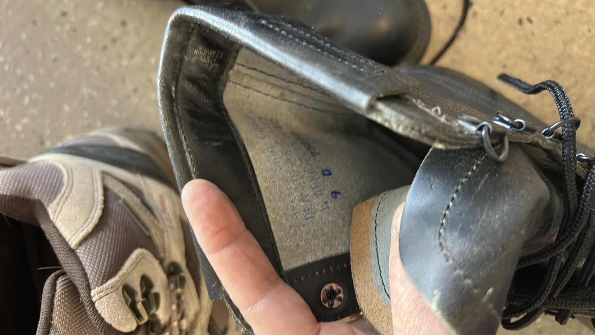 Photo 1 of 4 PAIRS OF SHOES