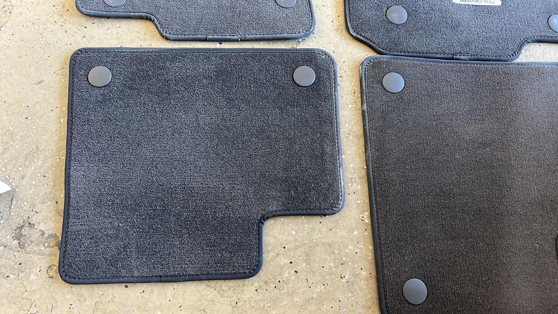 Photo 1 of MERCEDES BENZ FLOOR MATS