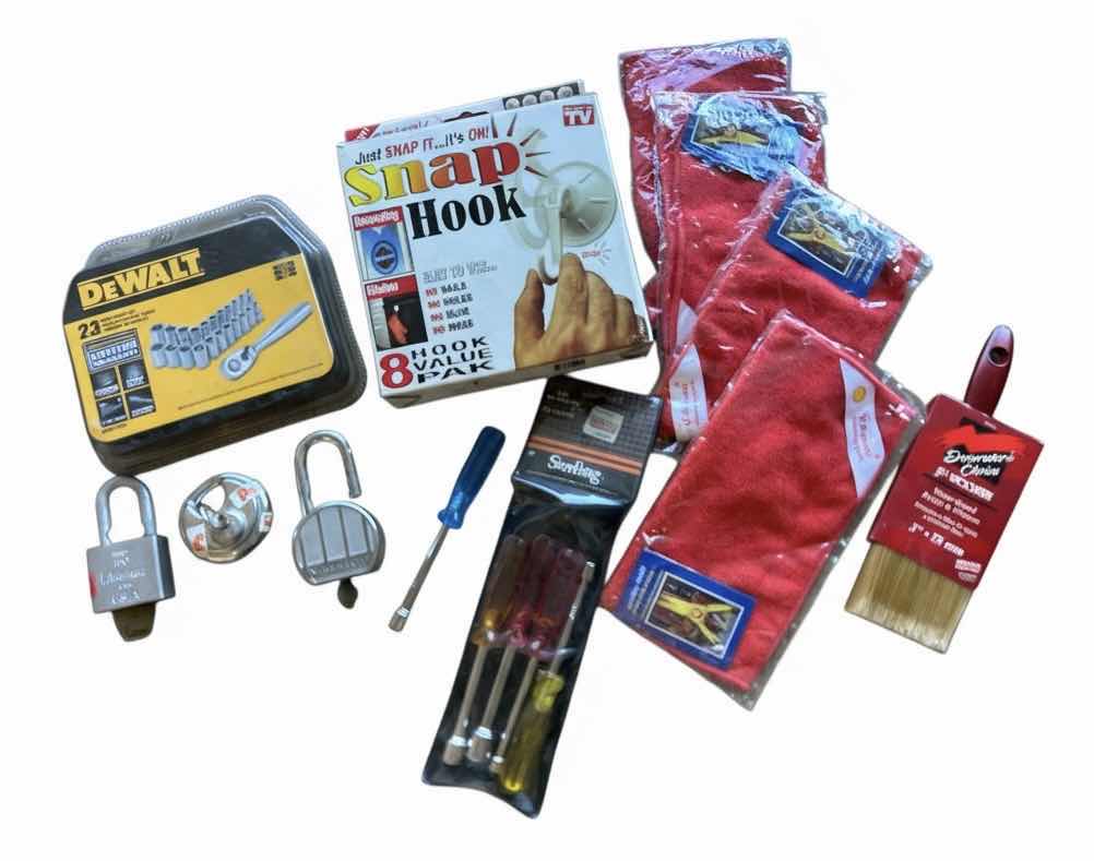 Photo 1 of GARAGE ITEMS