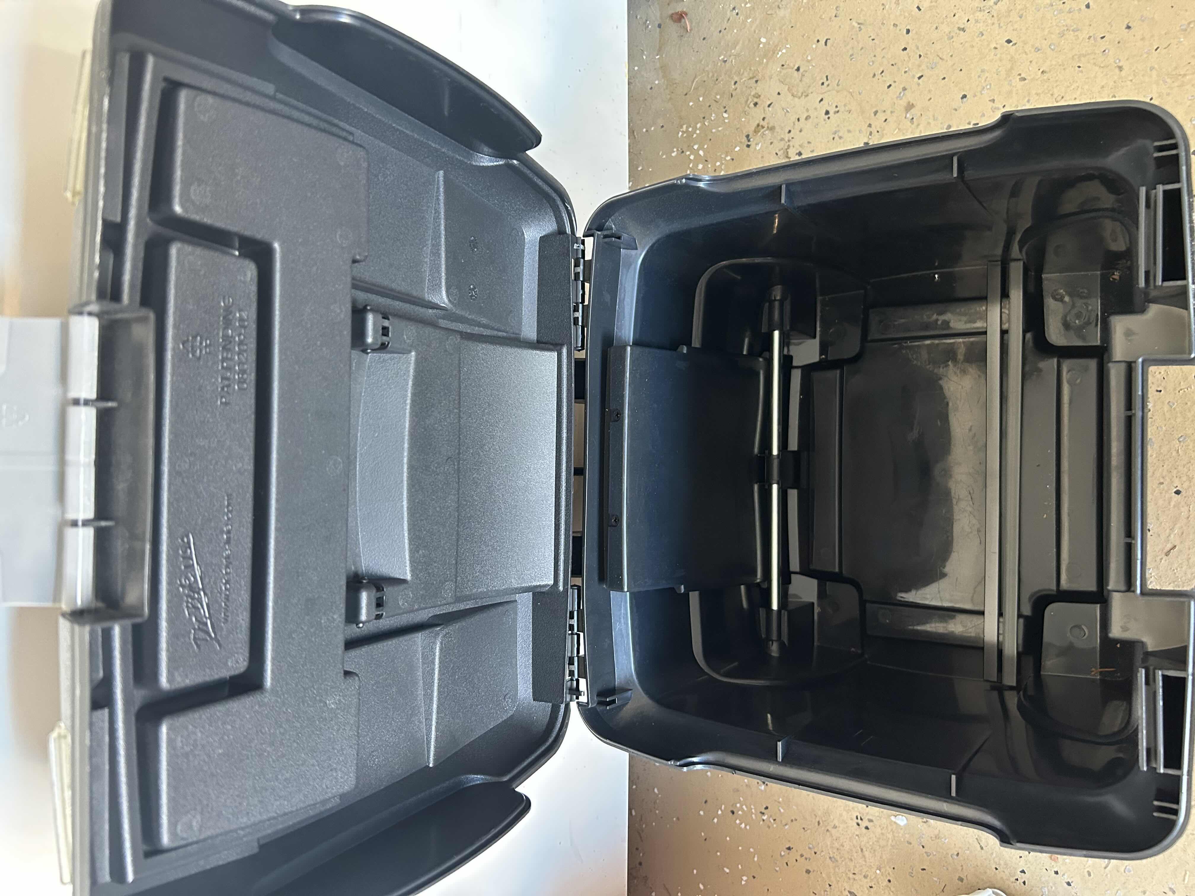 Photo 1 of PORTABLE STORAGE BOX