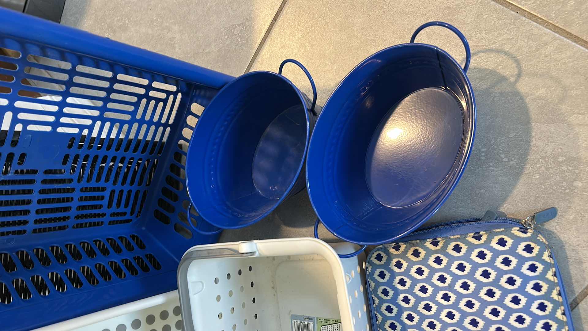 Photo 1 of KITCHEN ITEMS / ORGANIZATION SND STORAGE