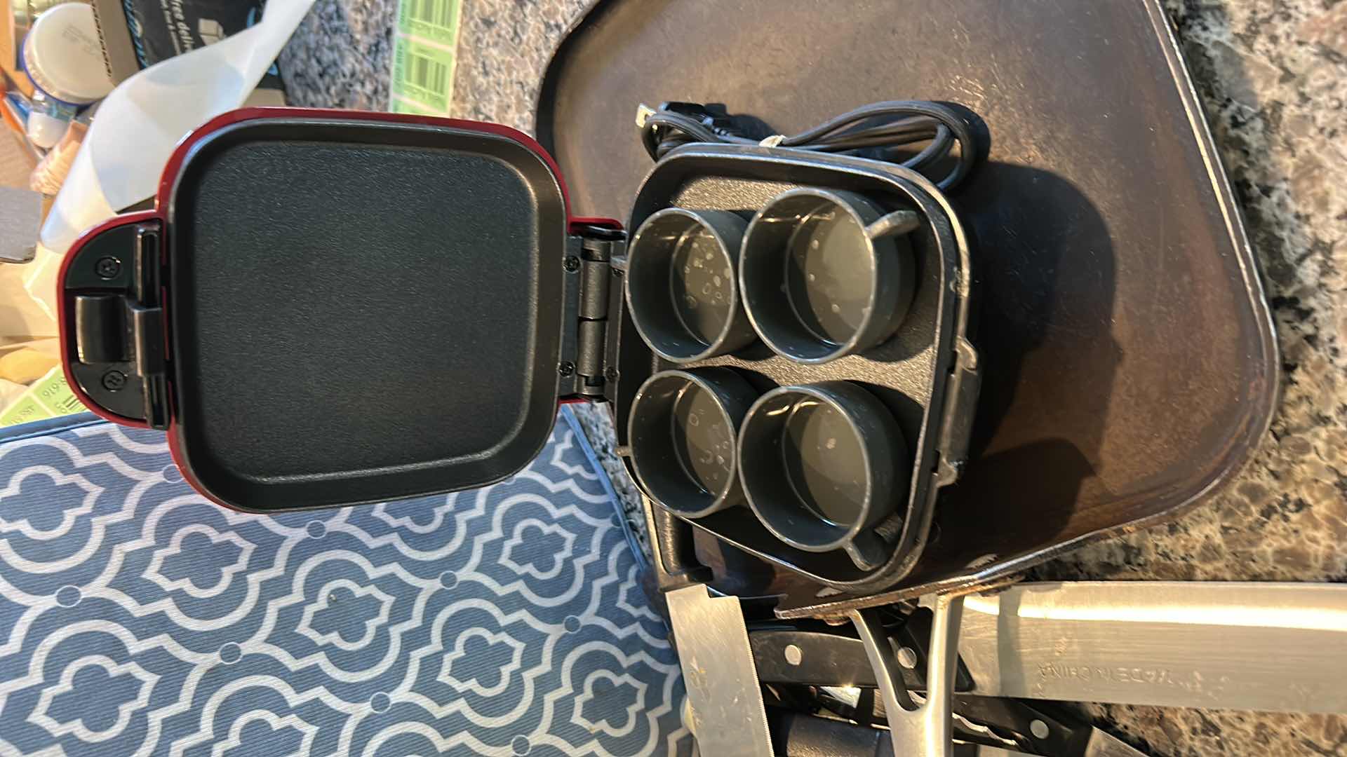 Photo 1 of KITCHEN ITEMS