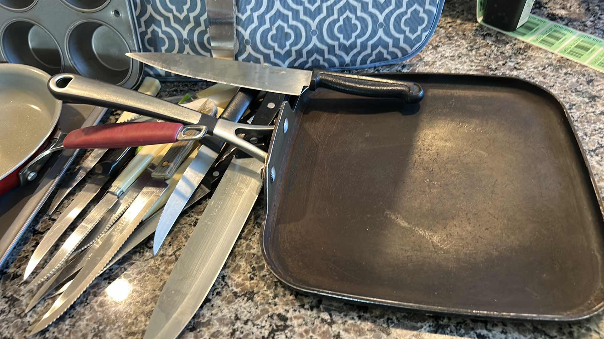 Photo 1 of KITCHEN ITEMS