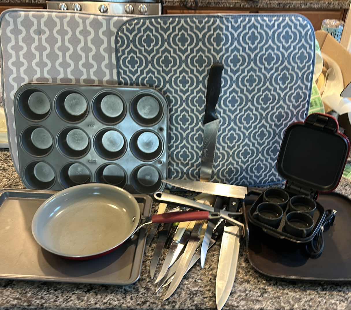 Photo 1 of KITCHEN ITEMS