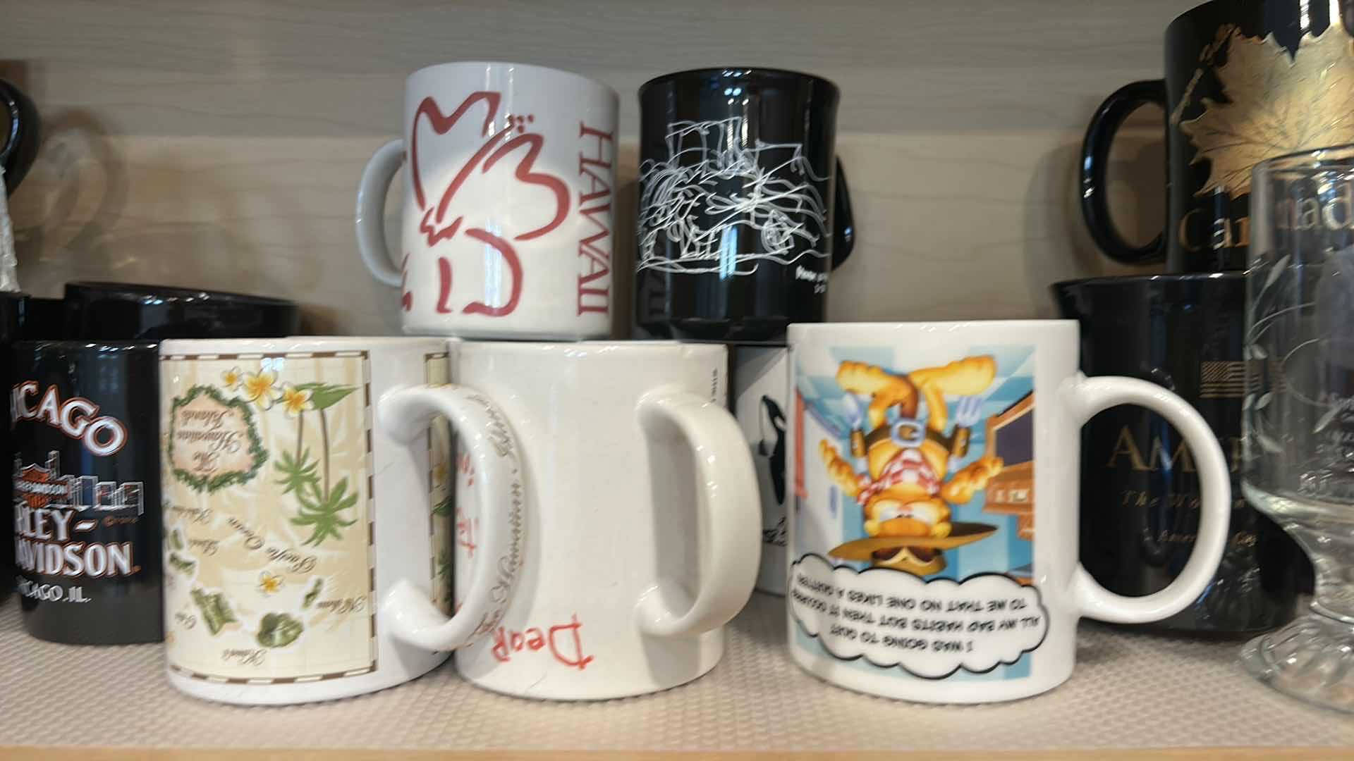 Photo 1 of CONTENTS ON SHELF IN KITCHEN