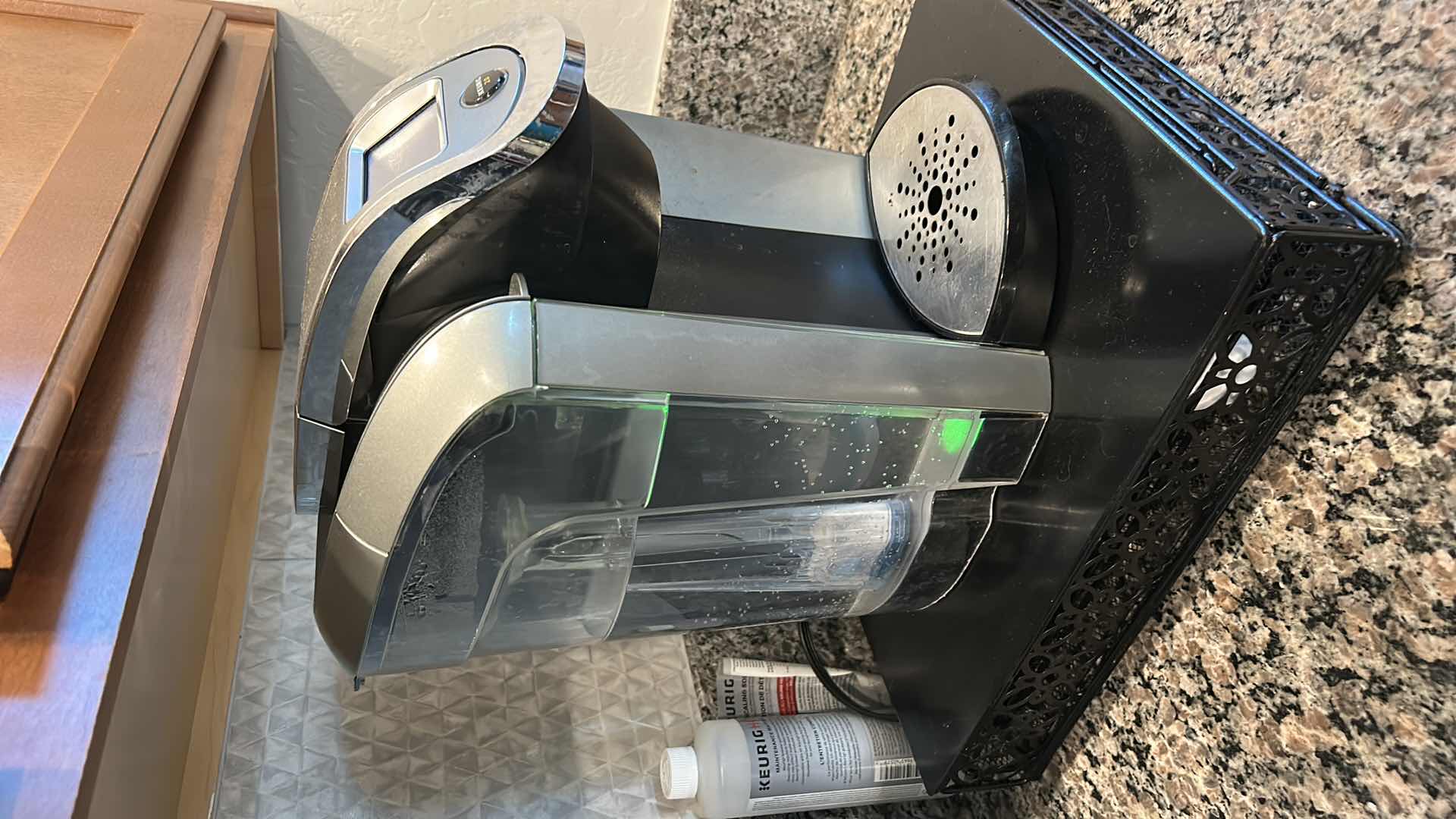 Photo 1 of KEURIG COFFEE MAKER AND POD HOLDER