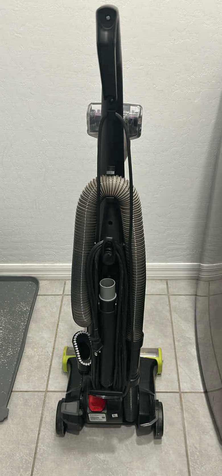 Photo 1 of BISSELL CLEANVIEW SWIVEL PET VACUUM CLEANER