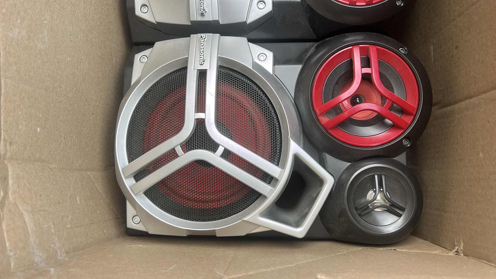 Photo 1 of PANASONIC SB-AK520 BOOKSHELF SPEAKERS.