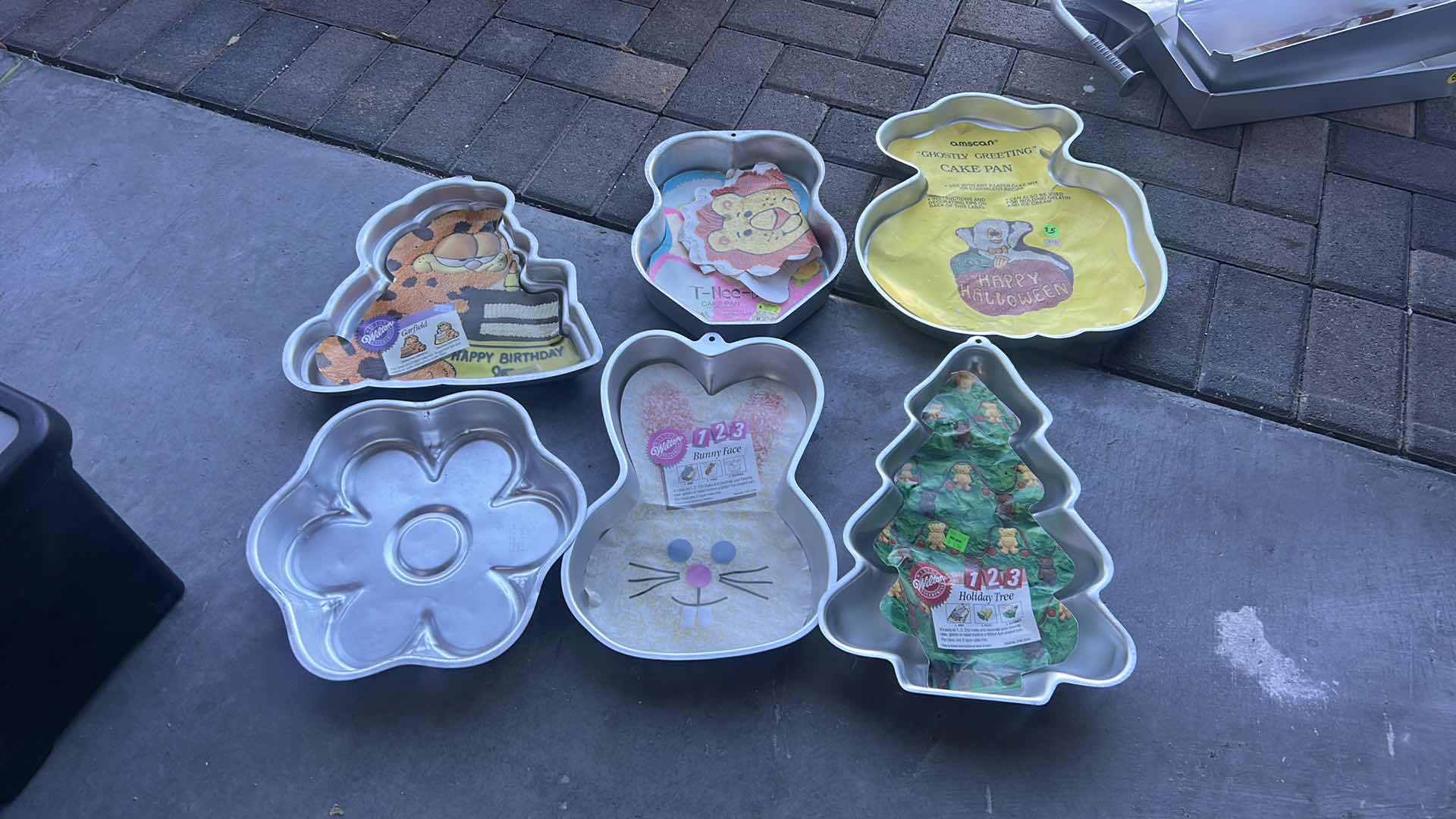 Photo 1 of CAKE MOLDS