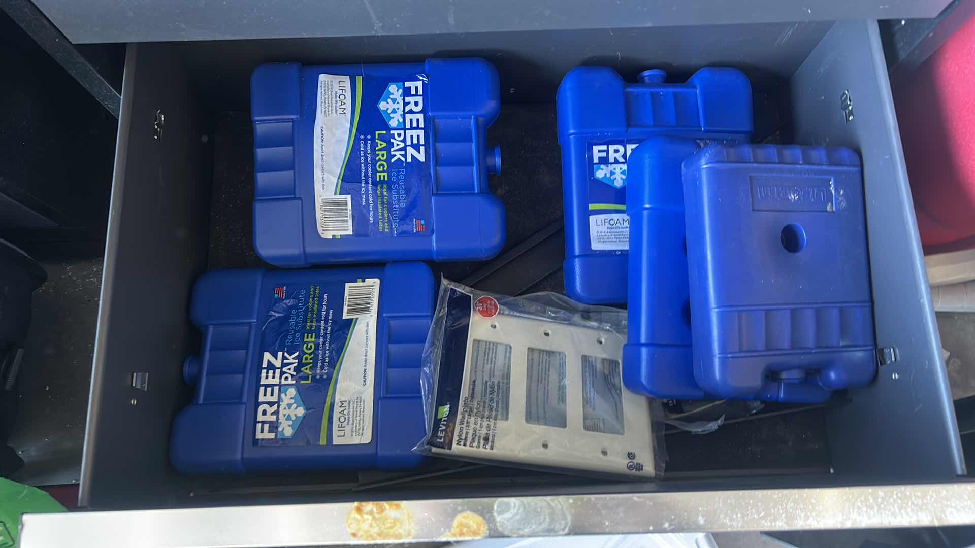 Photo 1 of GARAGE ITEMS