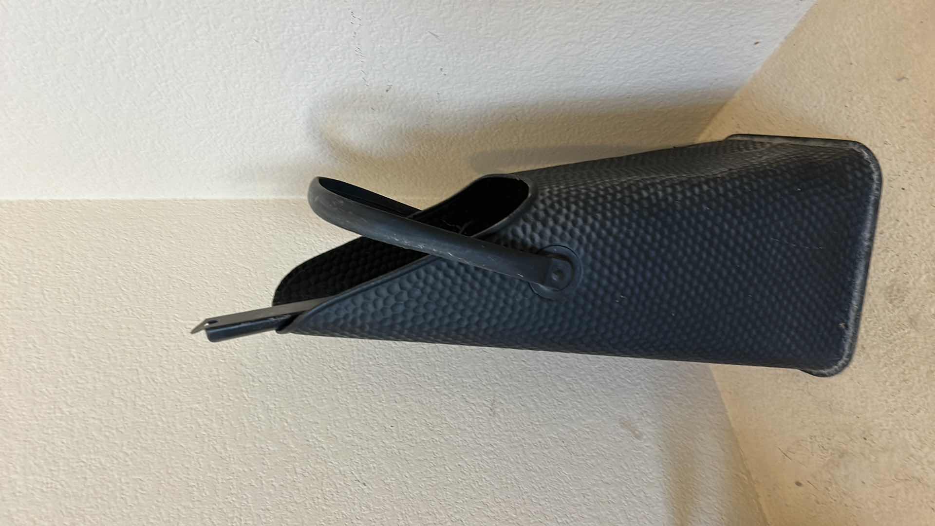 Photo 1 of BLACK TIN FIREPLACE SHOVEL AND COAL SCUTTLE SET. H19”