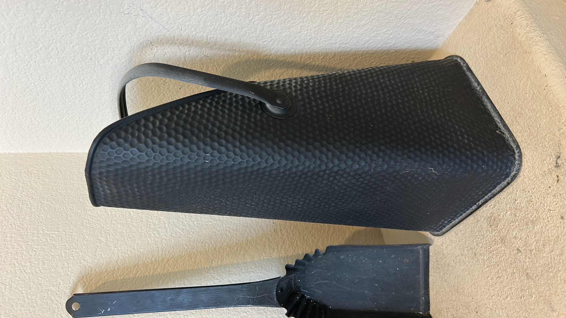 Photo 1 of BLACK TIN FIREPLACE SHOVEL AND COAL SCUTTLE SET. H19”