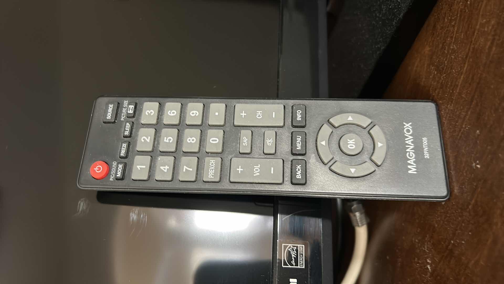 Photo 1 of 28” MAGNAVOX TELEVISION