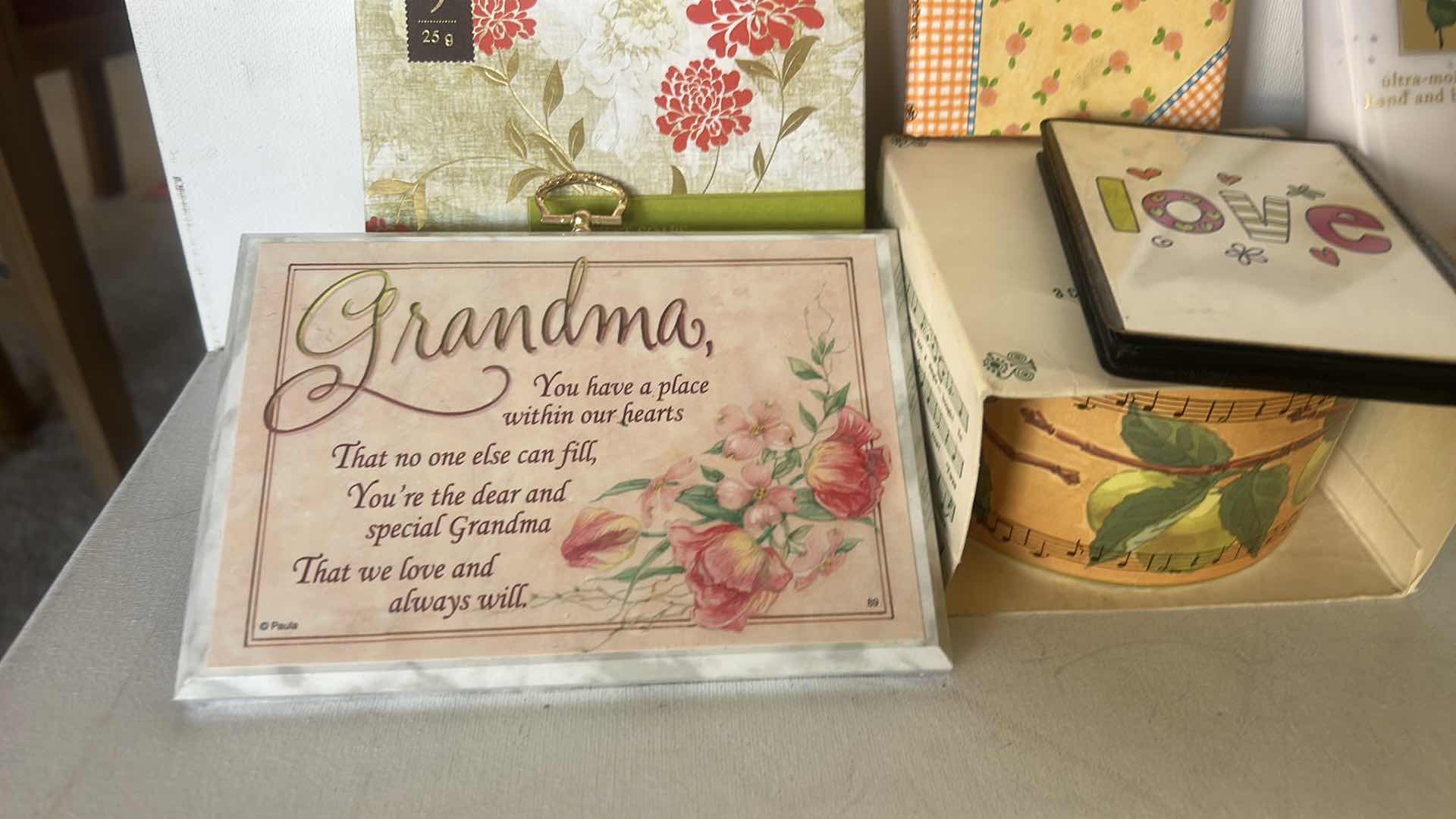 Photo 1 of MOM AND GRANDMA GIFTS