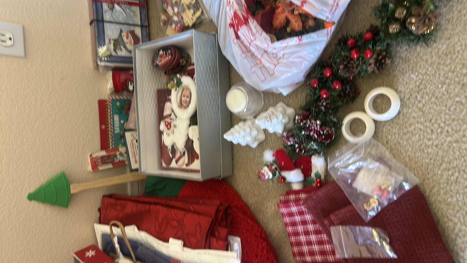 Photo 1 of CHRISTMAS DECOR