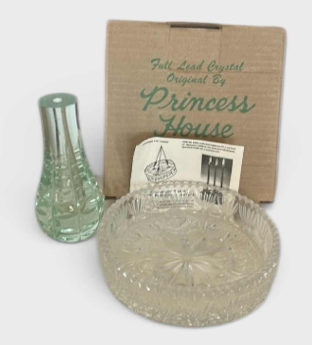 Photo 1 of PRINCESS HOUSE CRYSTAL AND BUD VASE