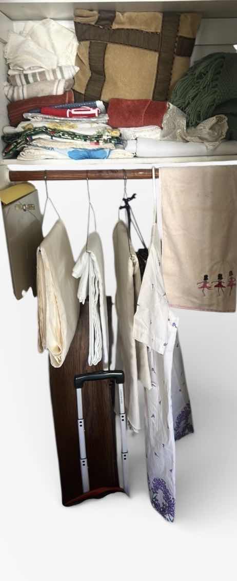 Photo 1 of CONTENTS OF CABINET