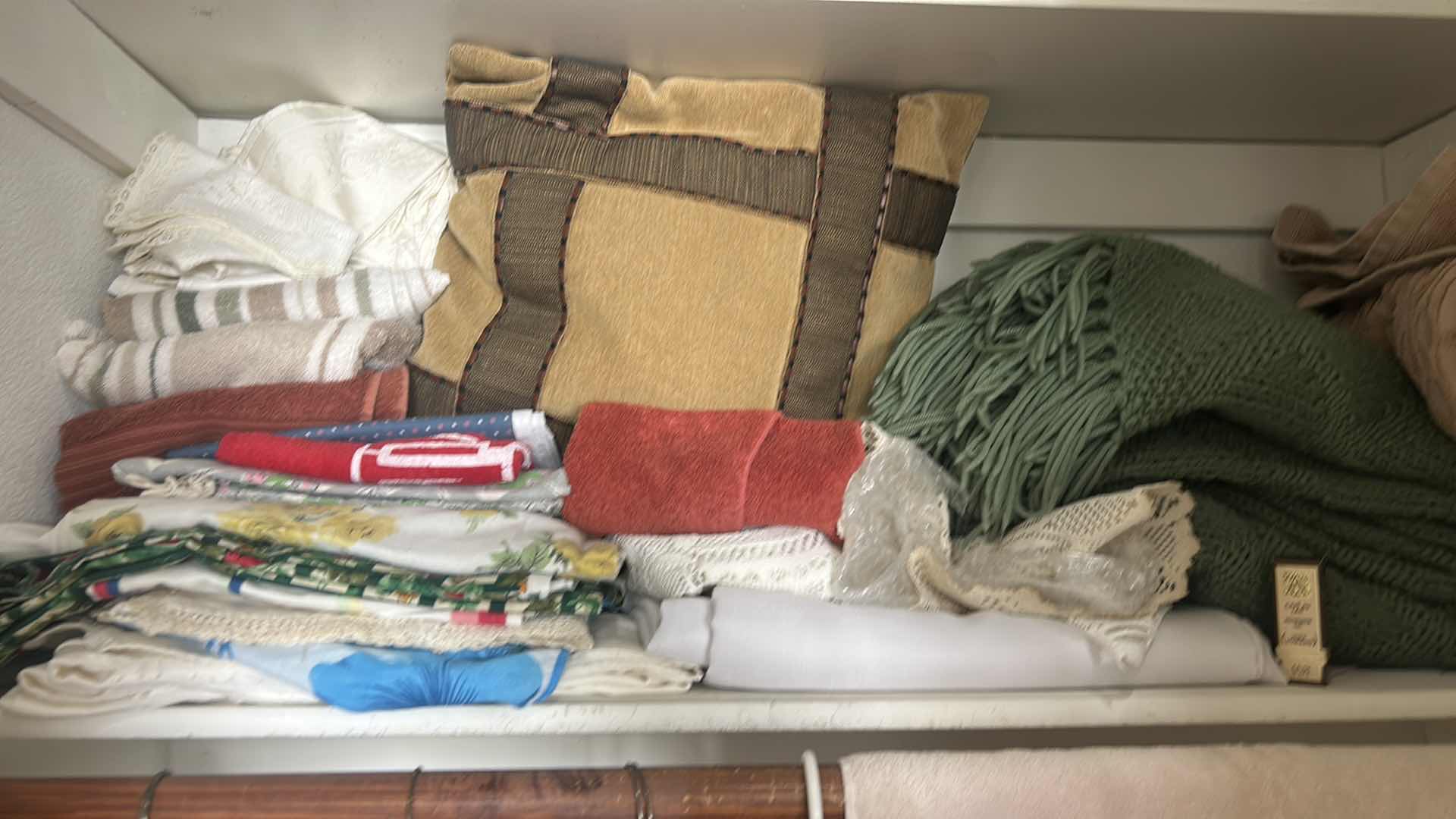 Photo 1 of CONTENTS OF CABINET