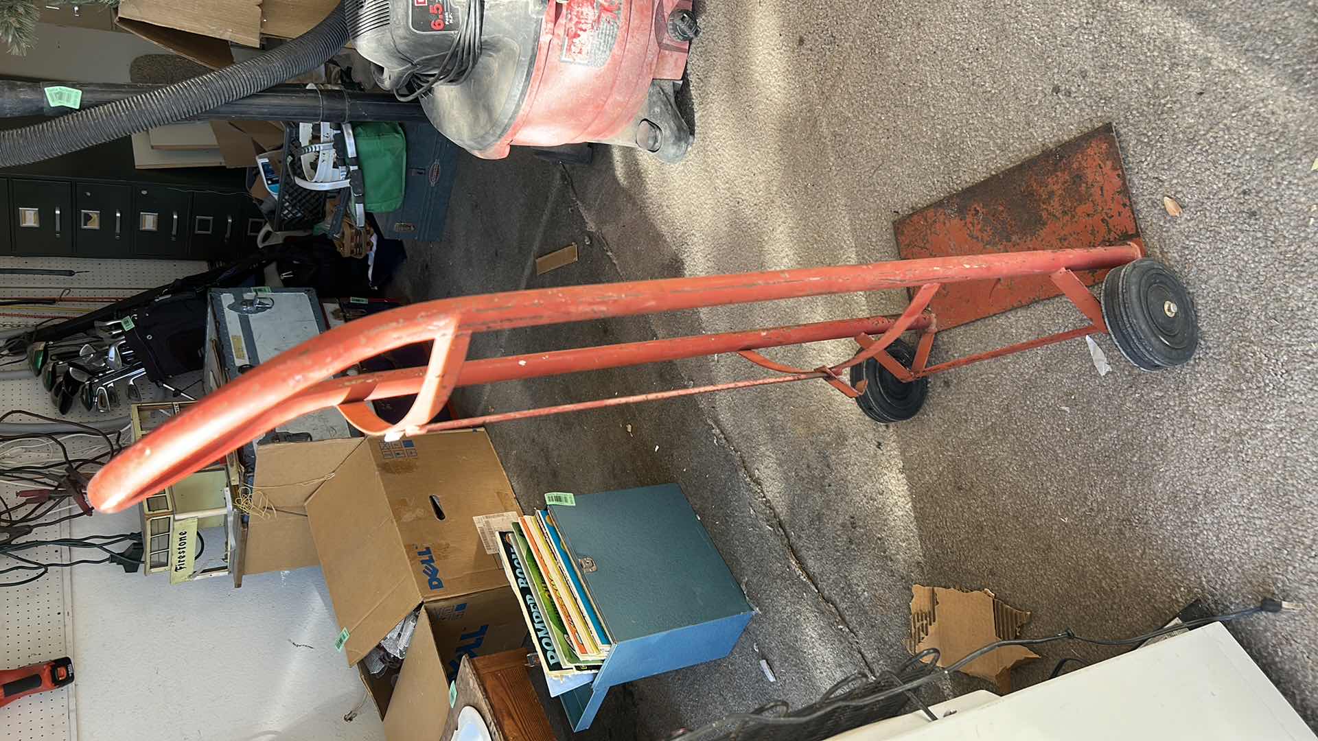 Photo 1 of METAL HANDTRUCK