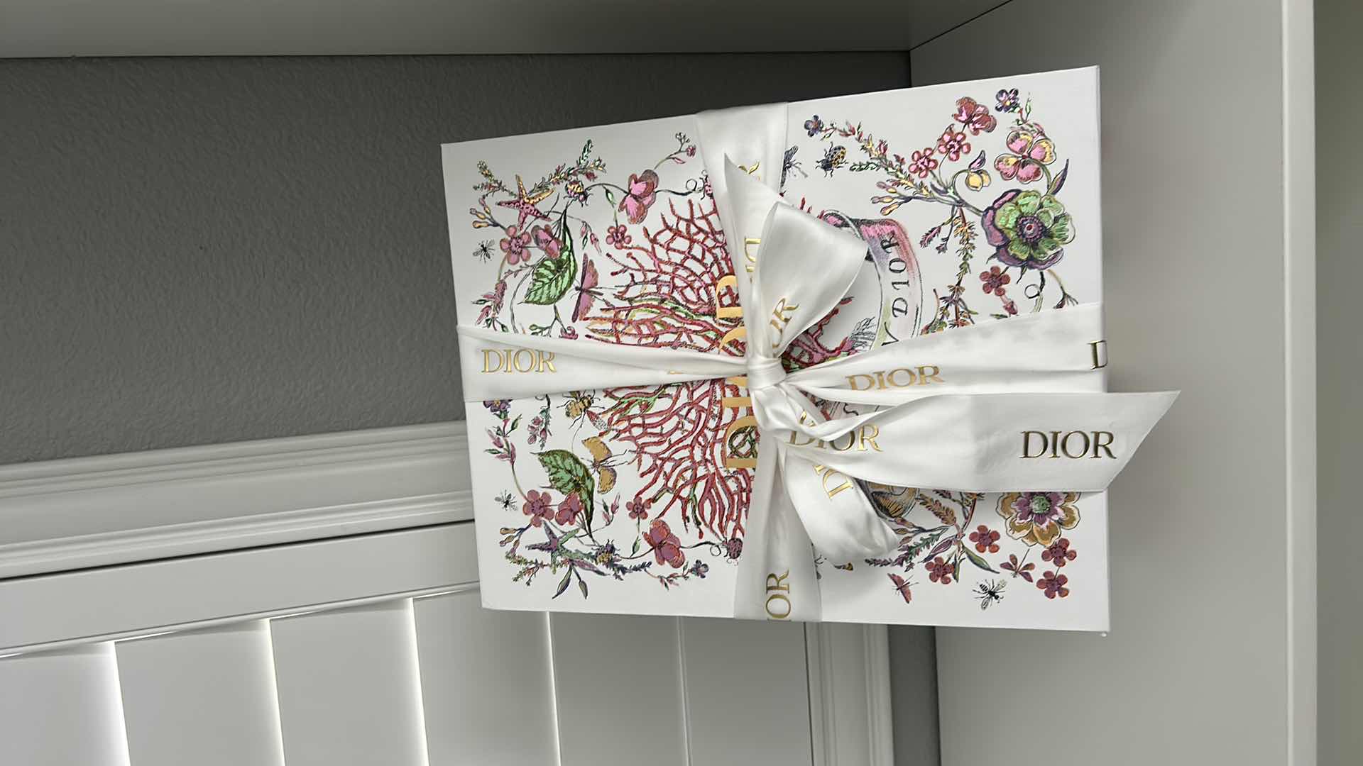 Photo 1 of DIOR GIFT BOX 11 1/2“ x 14 1/2“ x H6 1/2“