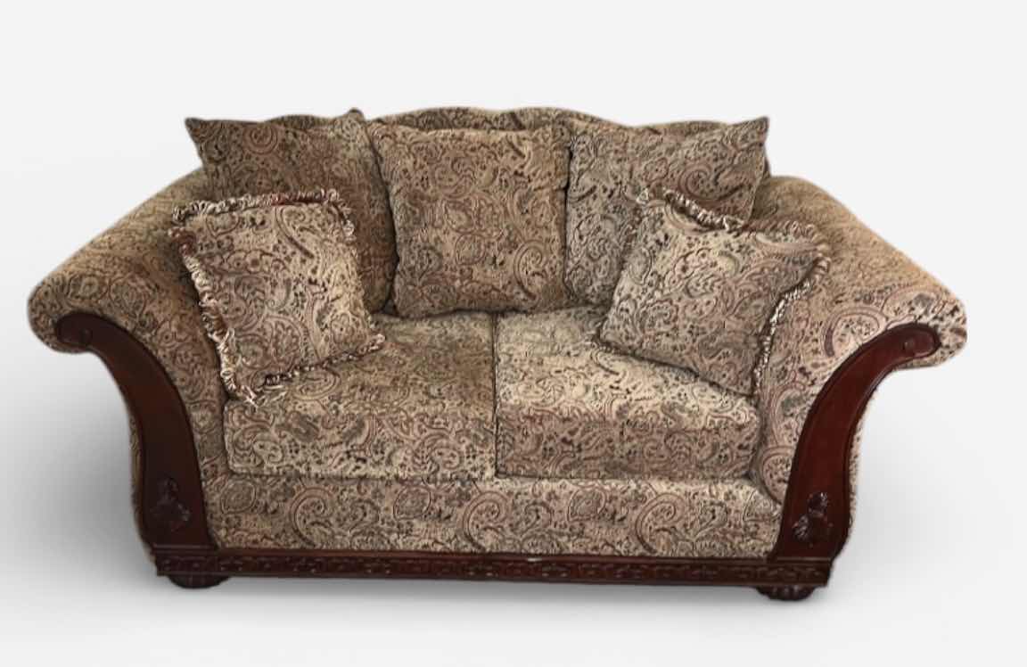 Photo 1 of 6’ KENSINGTON LOVESEAT BRECKENRIDGE CHAMOIS