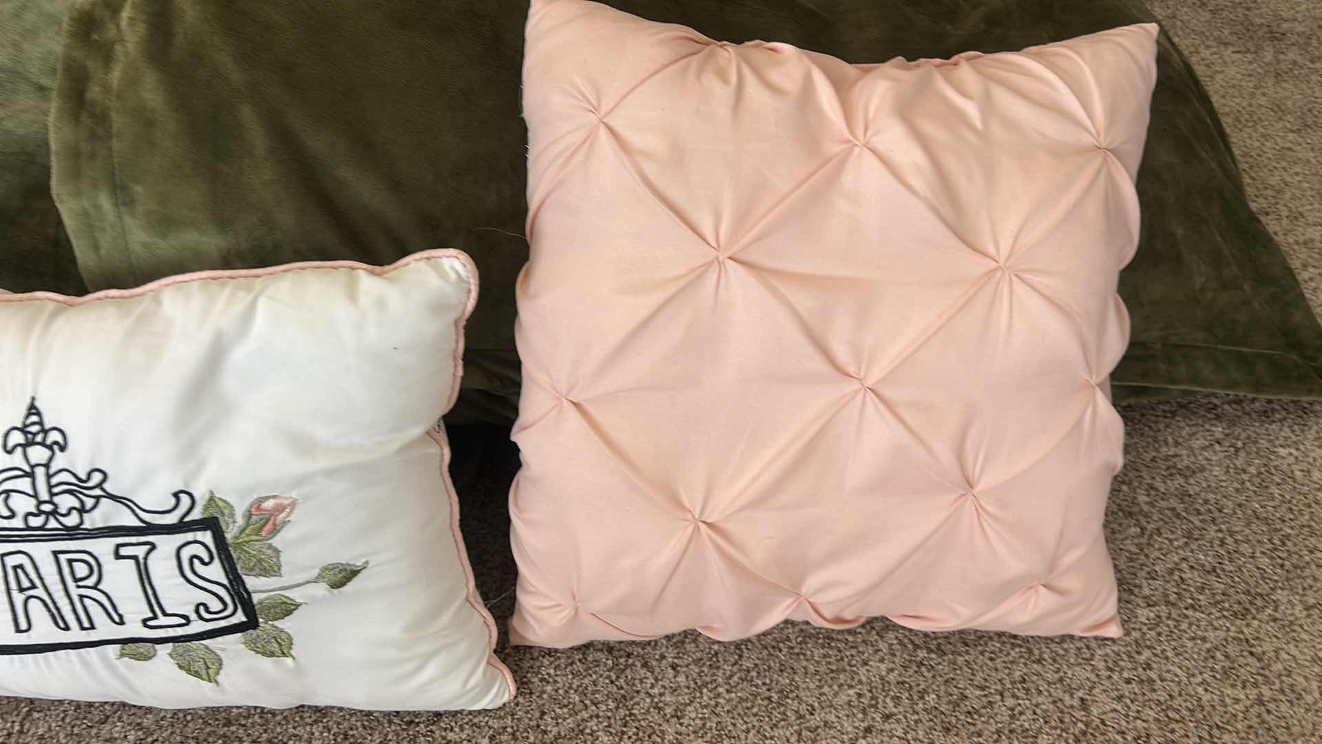 Photo 1 of KING GREEN VELVET DUVET AND PILLOW CASES, PILLOWS AND JEWELRY BOX