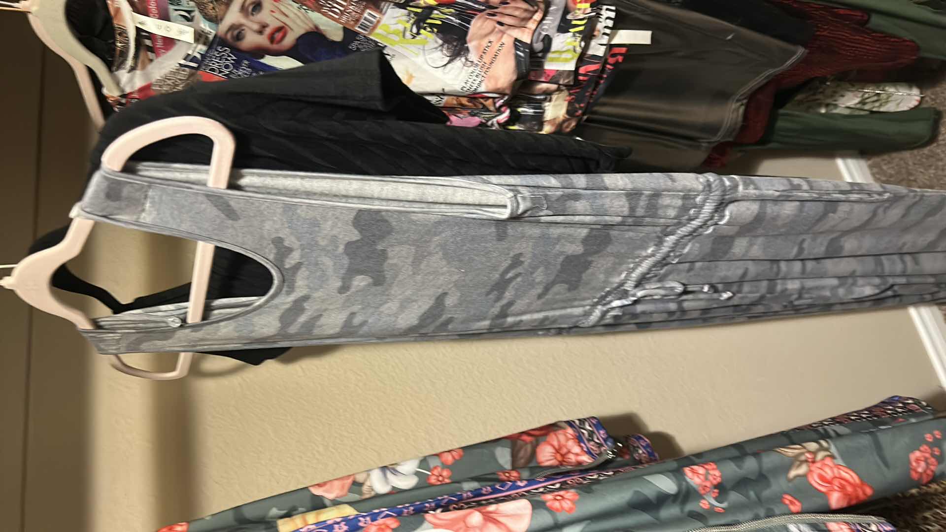 Photo 1 of WOMENSWEAR SIZE MED LARGE