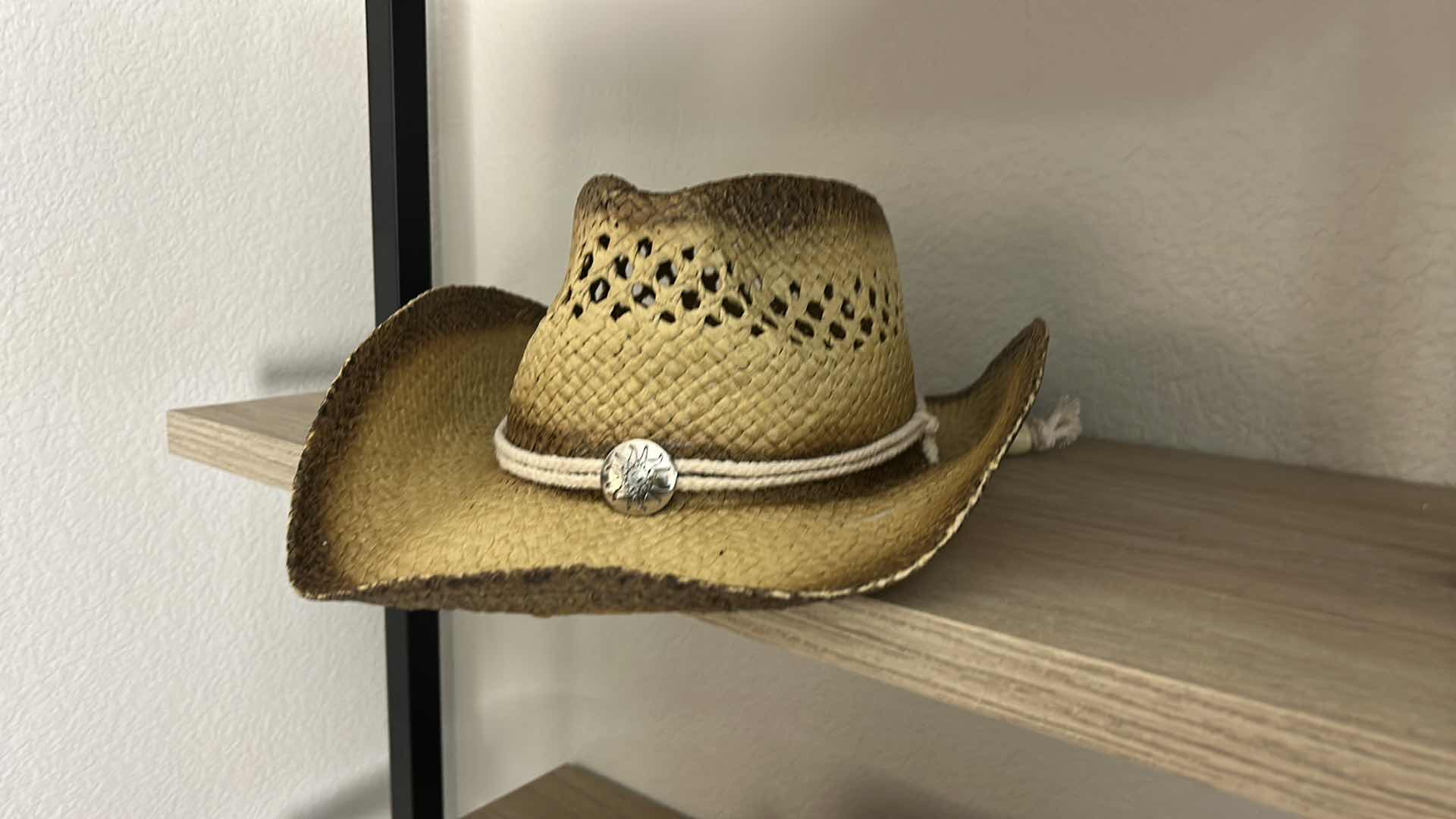 Photo 1 of 6 MENS HATS