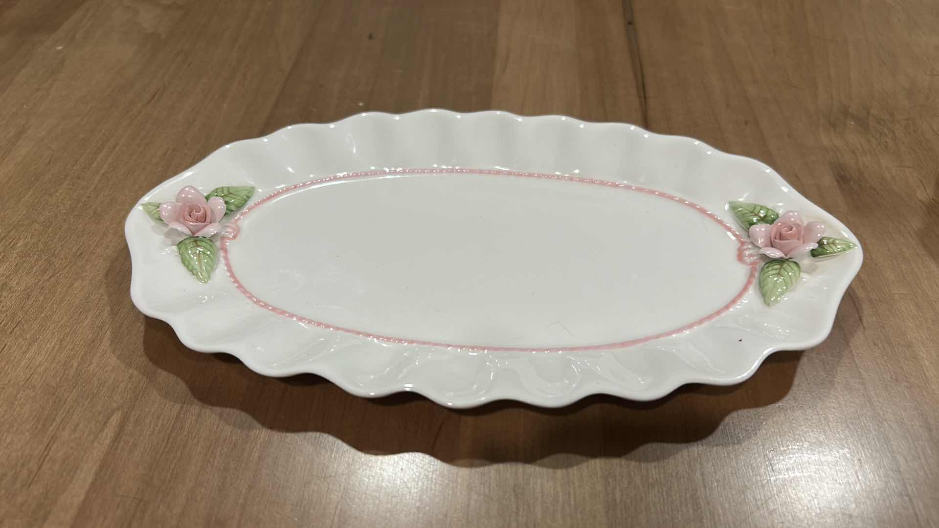 Photo 1 of 3 PC VINTAGE VICTORIAN HANKOOK FINE BONE CHINA, PLATE 9.5”