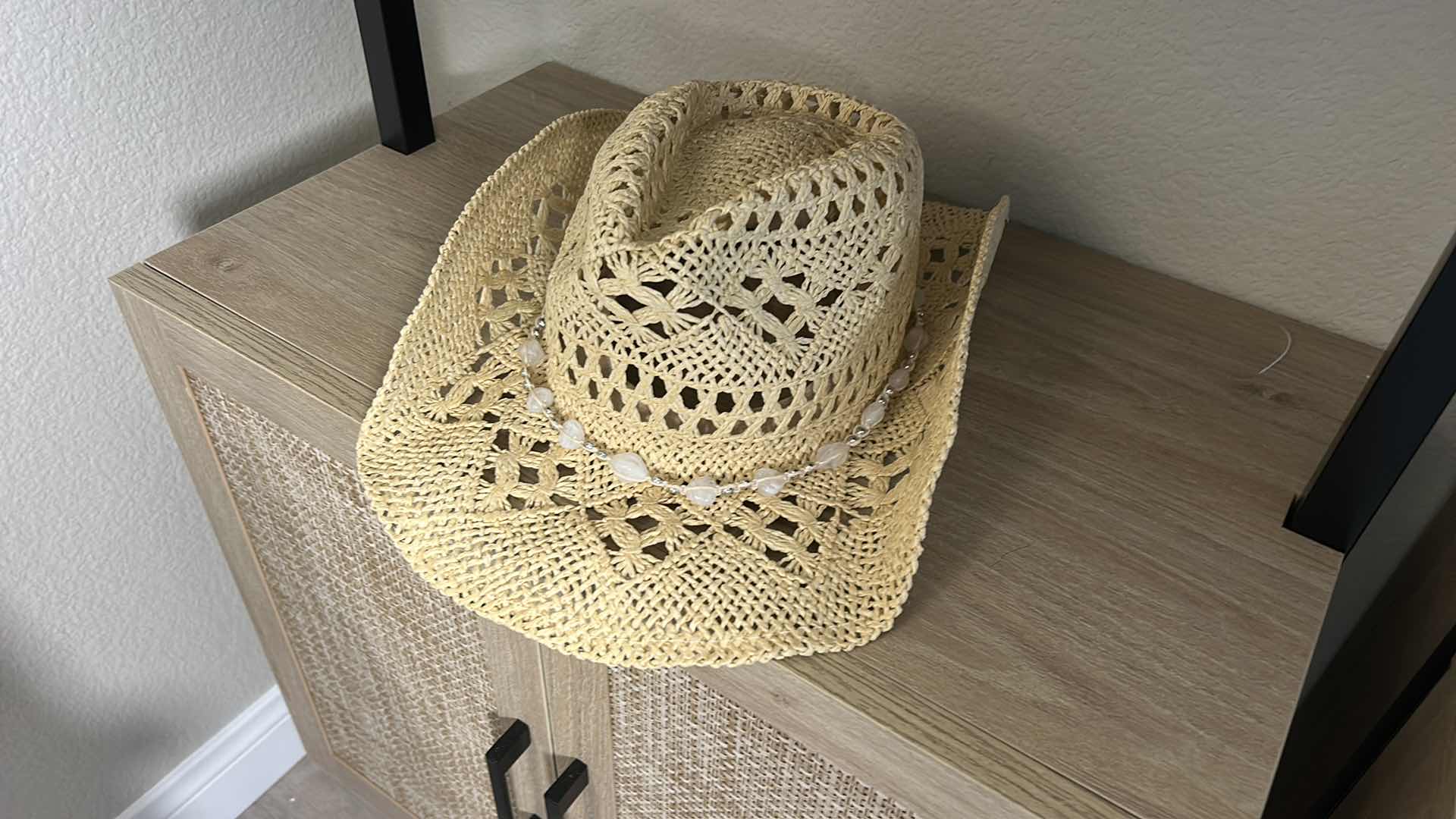 Photo 1 of 8 WESTERN STYLE COWGIRL/COWBOY HATS