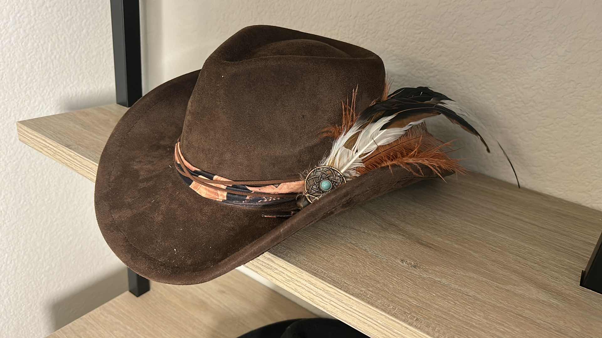 Photo 1 of 8 WESTERN STYLE COWGIRL/COWBOY HATS